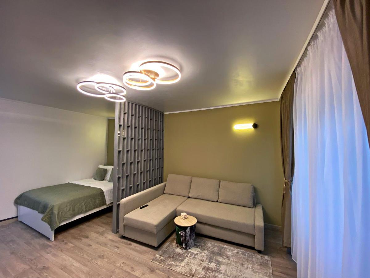 Lovely In The Center Of Apartament Bucureşti